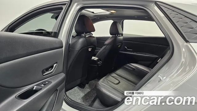 Hyundai The New Avante (CN7) 2023 Серый из Кореи, фото 3