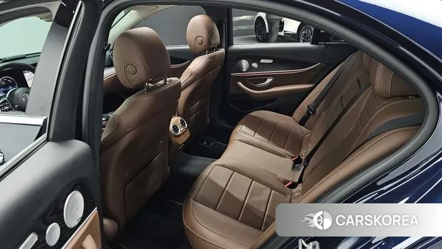 Mercedes-Benz E-Class W213 2019 Синий из Кореи, фото 3