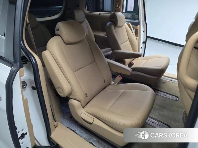 Kia The New Carnival 2020 Белый из Кореи, фото 3