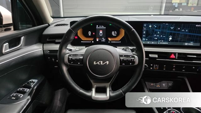 Kia The New K5 3rd generation 2024 Белый из Кореи, фото 3