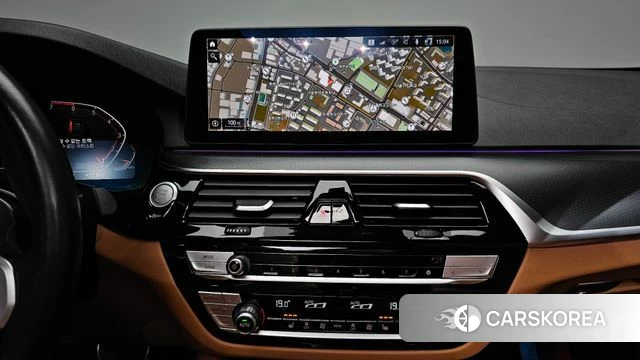 BMW 5 Series (G30) 2021 Черный из Кореи, фото 3