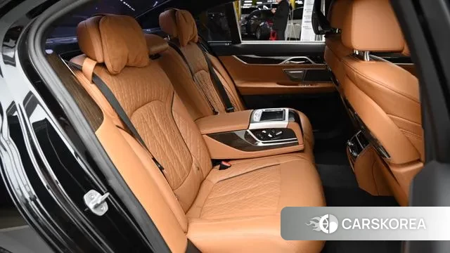 BMW 7 Series (G11) 2019 Черный из Кореи, фото 3