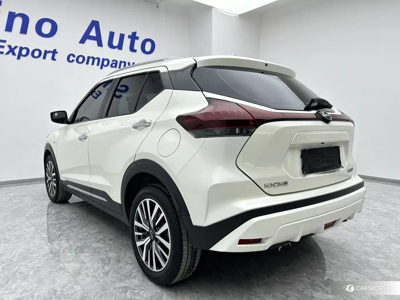 Nissan Kicks 2023 Белый из Китая, фото 3