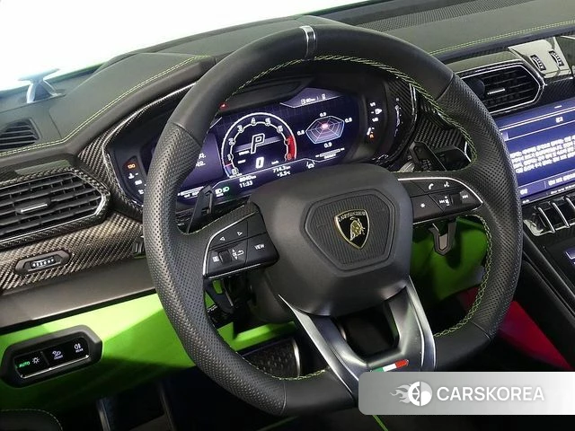 Lamborghini Urus 2024 Светло-зеленый из Кореи, фото 3