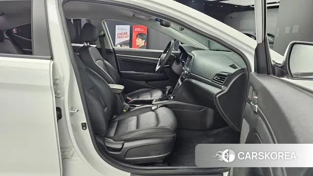 Hyundai The New Avante AD 2019 Белый из Кореи, фото 3