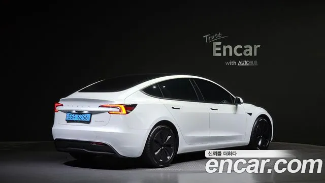 Tesla Model 3 2024 Белый из Кореи, фото 3