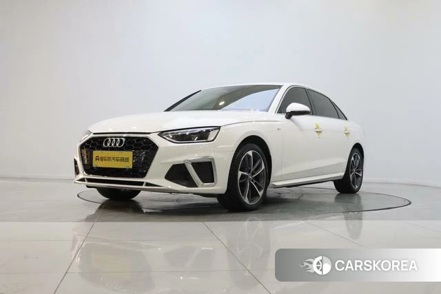 Audi A4L 2021 Белый из Китая, фото 3