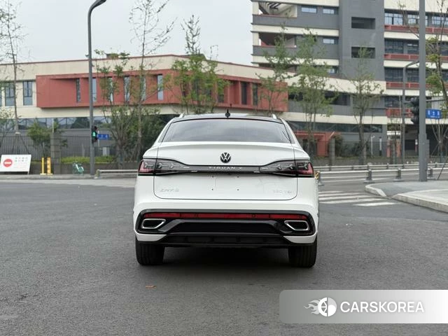 Volkswagen Tiguan X 2023 Белый из Китая, фото 3