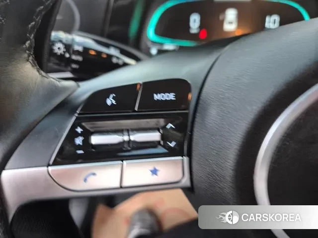 Hyundai The New Avante (CN7) 2023 Белый из Кореи, фото 3