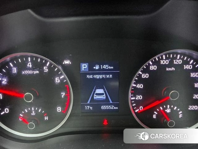 Kia Stonic 2019 Белый из Кореи, фото 3