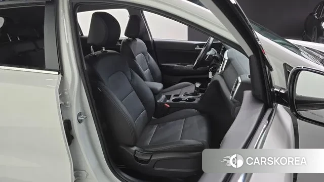 Kia Sportage The Bold 2019 Белый из Кореи, фото 3