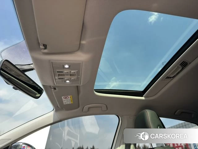 Volkswagen Lavida 2023 Белый из Китая, фото 3