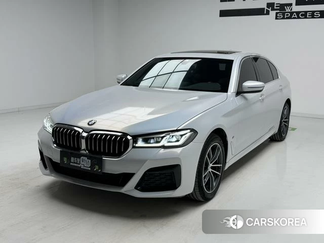 BMW 5 series 2022 Белый из Китая, фото 3