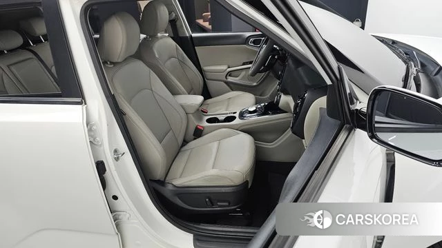 Kia Soul Booster EV 2019 Белый из Кореи, фото 3