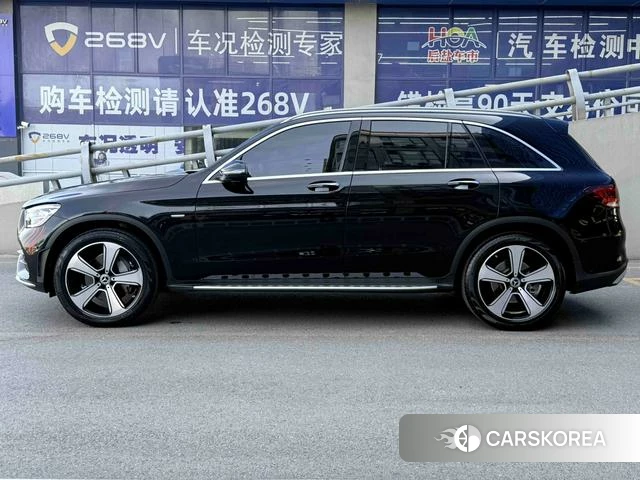 Mercedes-Benz GLC 2023 Черный из Китая, фото 3