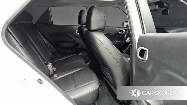 Hyundai Venue 2022 Белый из Кореи, фото 3