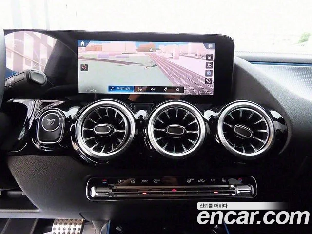 Mercedes-Benz EQA H243 2023 Белый из Кореи, фото 3