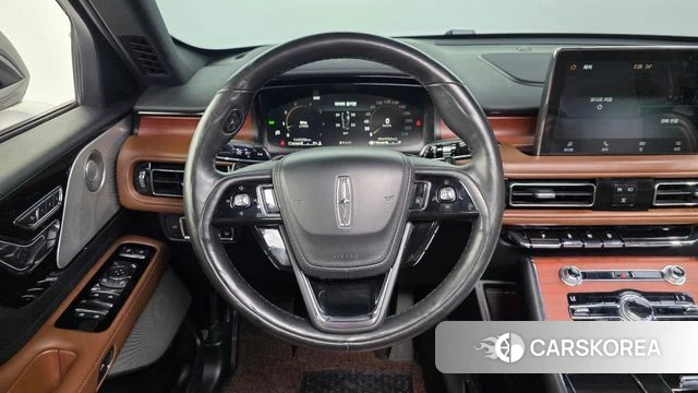 Lincoln Aviator 2nd generation 2020 Белый из Кореи, фото 3