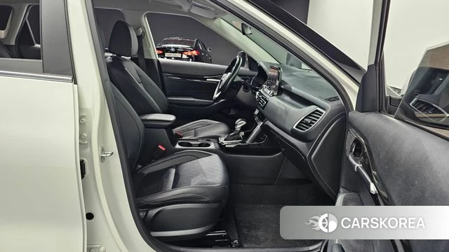 Kia Seltos 2022 Белый из Кореи, фото 3