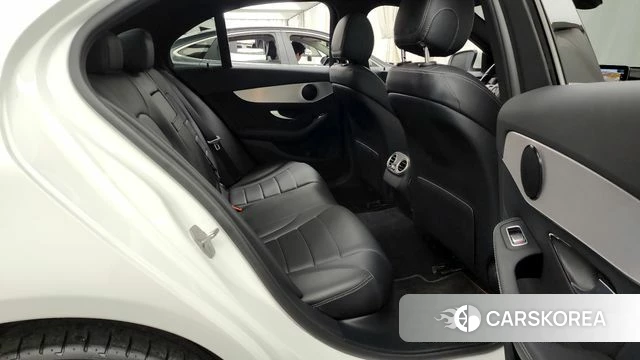 Mercedes-Benz C-Class W205 2021 Белый из Кореи, фото 3