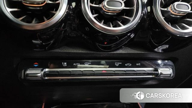 Mercedes-Benz GLB-Class X247 2021 Белый из Кореи, фото 3