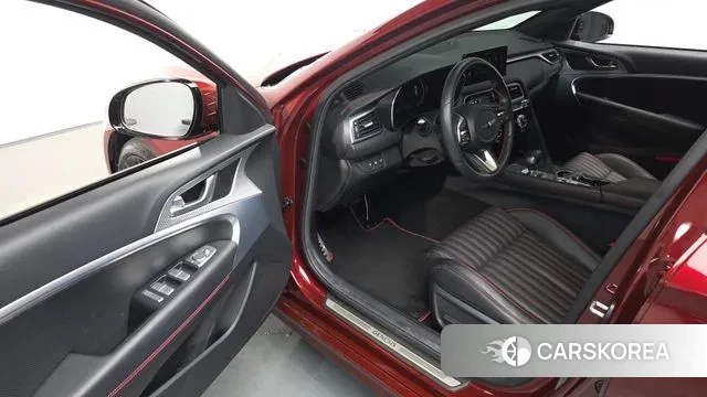 Genesis The New G70 Shooting Brake 2023 Красный из Кореи, фото 3