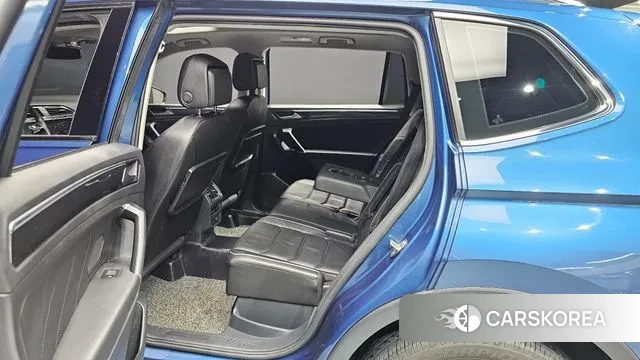 Volkswagen Tiguan Allspace 2018 Синий из Кореи, фото 3