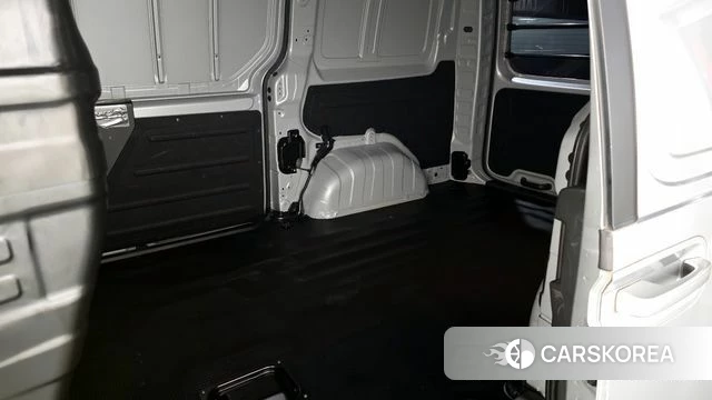 Hyundai Staria 2021 Серебряный из Кореи, фото 3