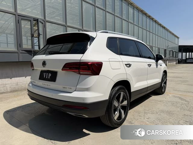 Volkswagen Tuyue 2022 Белый из Китая, фото 3
