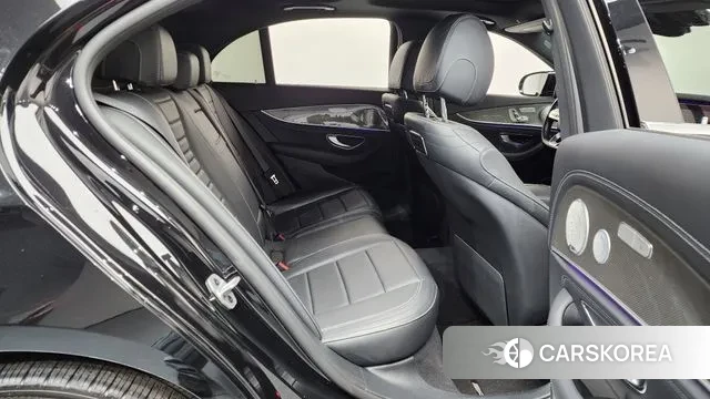 Mercedes-Benz E-Class W213 2019 Черный из Кореи, фото 3