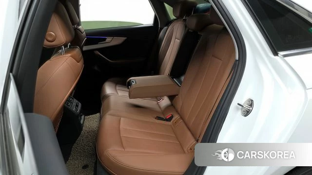 Audi A4 (B9) 2021 Белый из Кореи, фото 3