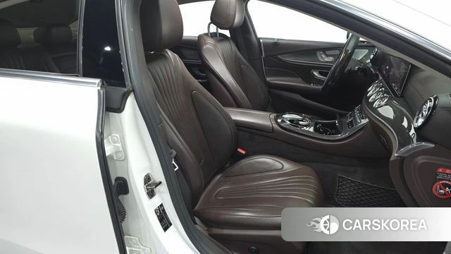 Mercedes-Benz CLS-Class C257 2019 Белый из Кореи, фото 3