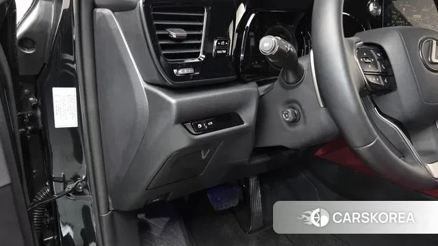 Lexus NX350h Second generation 2024 Черный из Кореи, фото 3