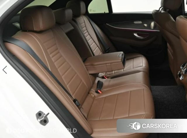 Mercedes-Benz E-Class W213 2022 Белый из Кореи, фото 3