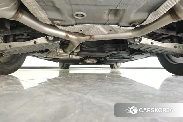 Audi A4L 2023 Белый из Китая, фото 3