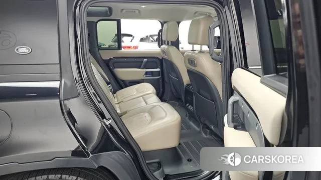 Land Rover Defender (L663) 2021 Черный из Кореи, фото 3