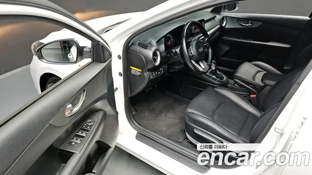 Kia Come New K3 2021 Белый из Кореи, фото 3