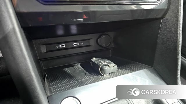 Volkswagen Tiguan second Generation 2022 Серый из Кореи, фото 3