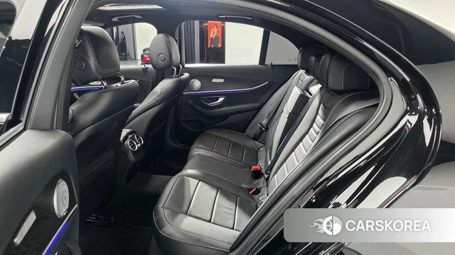 Mercedes-Benz E-Class W213 2022 Черный из Кореи, фото 3