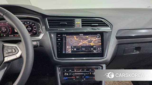 Volkswagen Tiguan second Generation 2023 Белый из Кореи, фото 3
