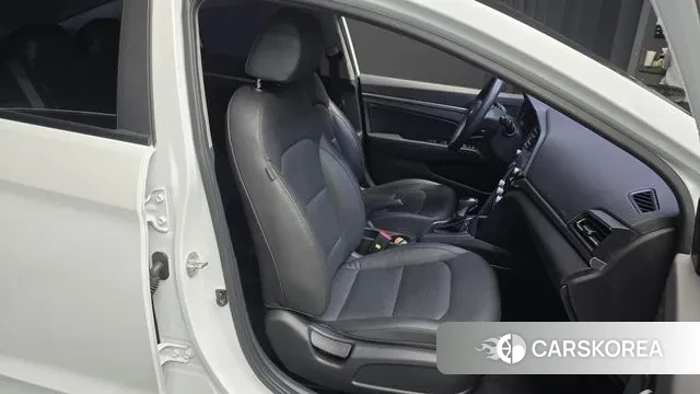 Hyundai The New Avante AD 2019 Белый из Кореи, фото 3