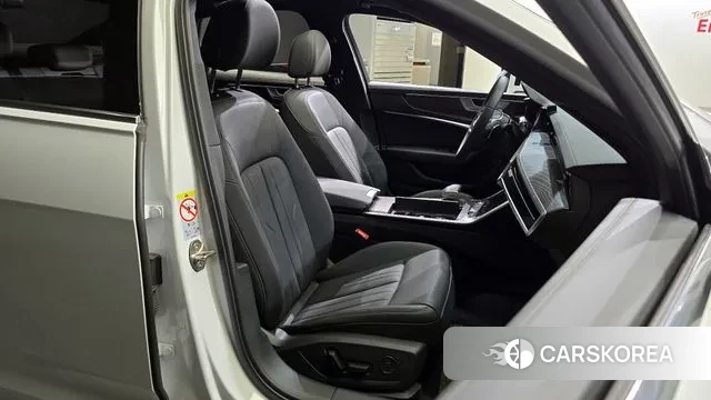 Audi A6 (C8) 2022 Белый из Кореи, фото 3