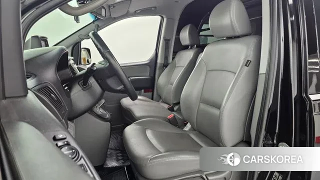 Hyundai The New Grand Starex 2019 Черный из Кореи, фото 3