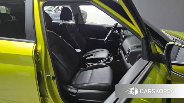 Hyundai Venue 2019 Желтый из Кореи, фото 3