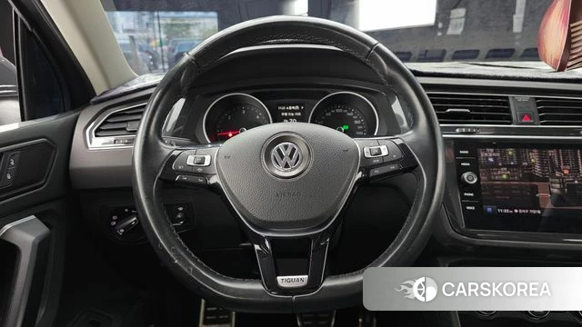 Volkswagen Tiguan second Generation 2019 Серый из Кореи, фото 3