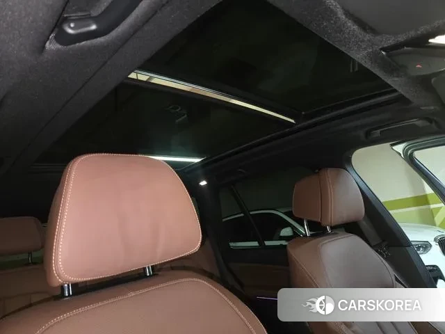 BMW X5 (G05) id 3238140 из Кореи 3