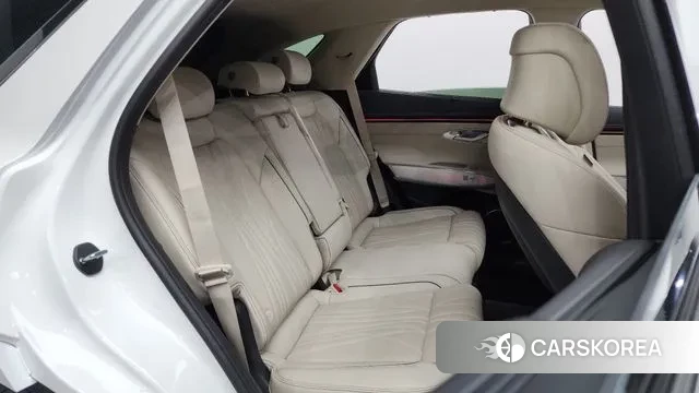 Genesis GV70 2025 Белый из Кореи, фото 3