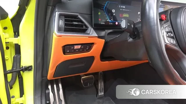 BMW M4 (G82) 2023 Светло-зеленый из Кореи, фото 3