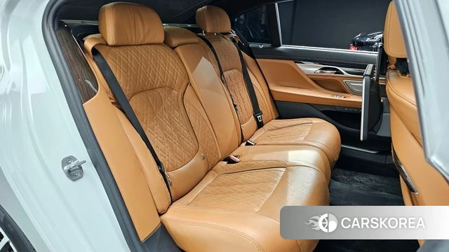 BMW 7 Series (G11) 2019 Белый из Кореи, фото 3