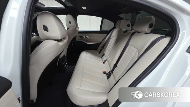 BMW 3 Series (G20) 2025 Белый из Кореи, фото 3